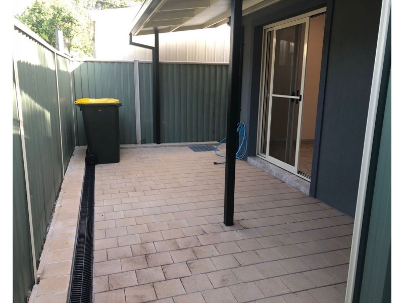 8A Carlton Parade, Punchbowl NSW 2196