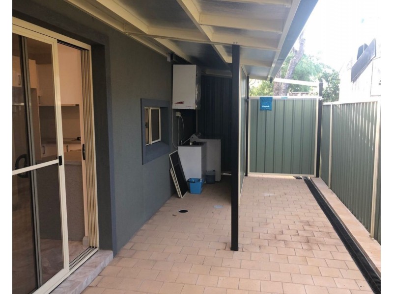 8A Carlton Parade, Punchbowl NSW 2196