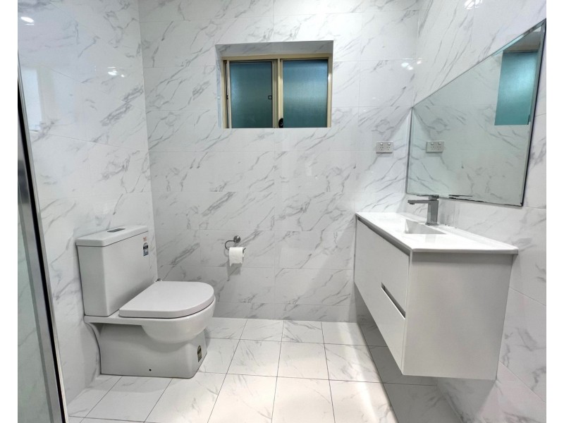 8A Carlton Parade, Punchbowl NSW 2196