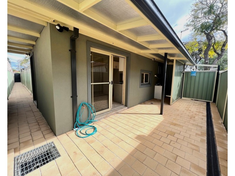 8A Carlton Parade, Punchbowl NSW 2196
