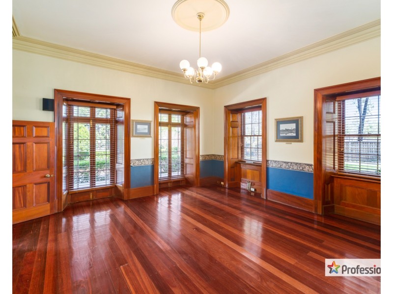 14 Horningsea Park Drive, Horningsea Park NSW 2171