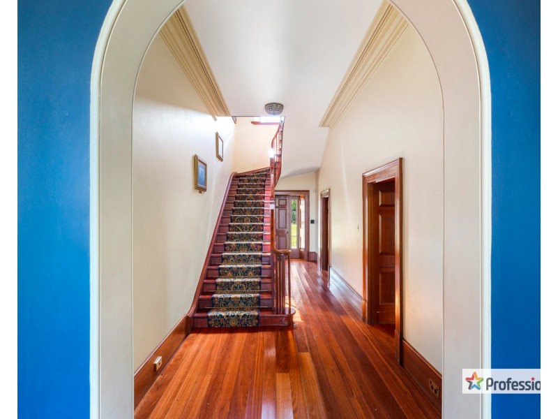 14 Horningsea Park Drive, Horningsea Park NSW 2171