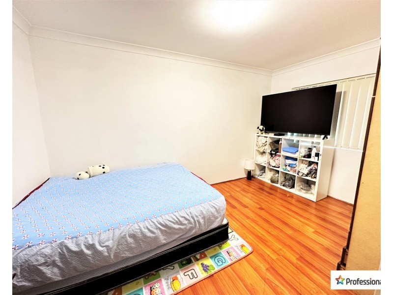 6/28 Weigand Avenue, Bankstown NSW 2200
