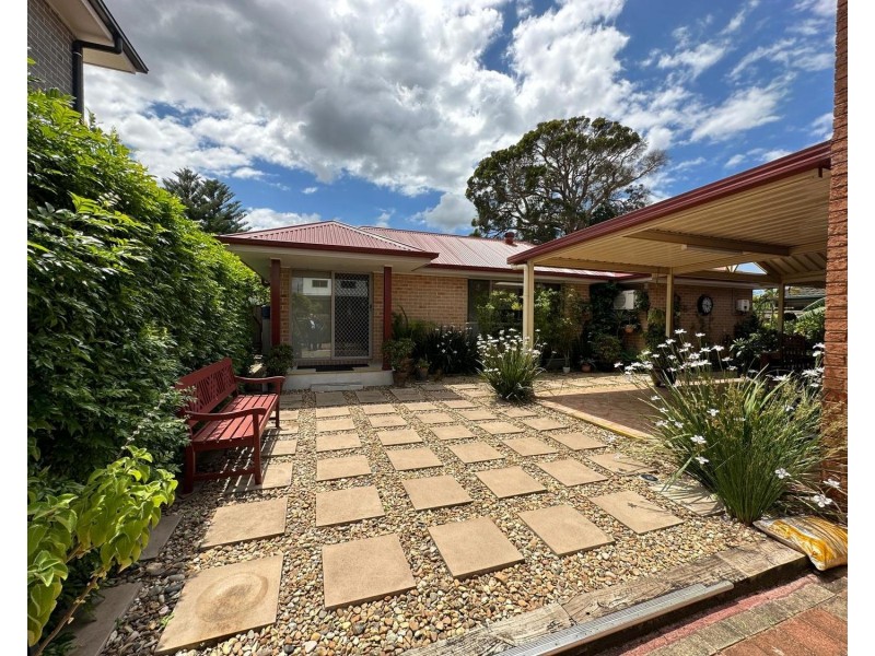 Rear/4A Rabaul Road, Georges Hall NSW 2198