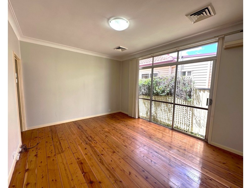 8 Lambert Street, Yagoona NSW 2199