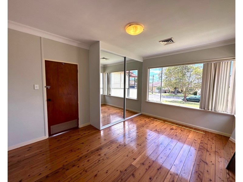 8 Lambert Street, Yagoona NSW 2199