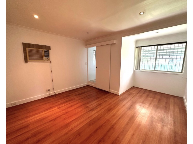 18 Como Road, Greenacre NSW 2190
