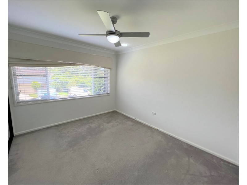 11 Harden Crescent, Georges Hall NSW 2198