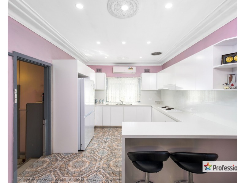 42 Gardenia Avenue, Bankstown NSW 2200