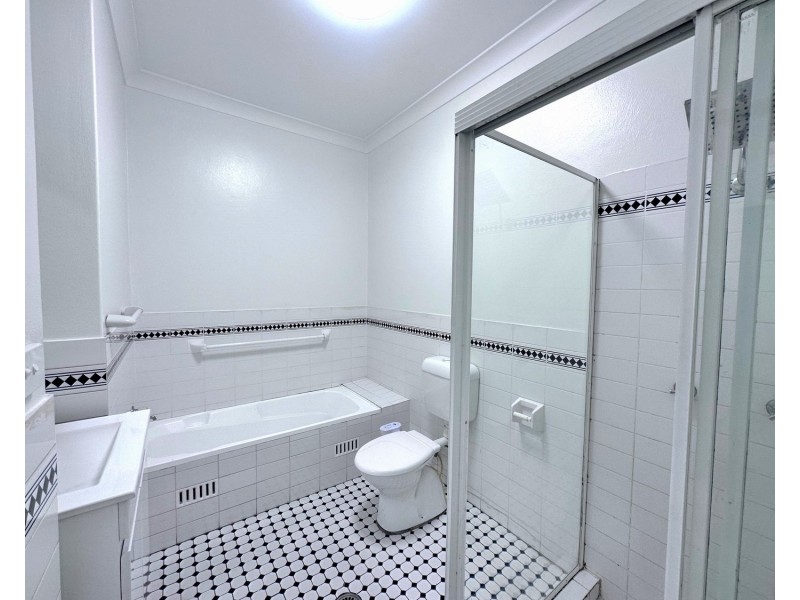 6/35 Hunter Street, Condell Park NSW 2200