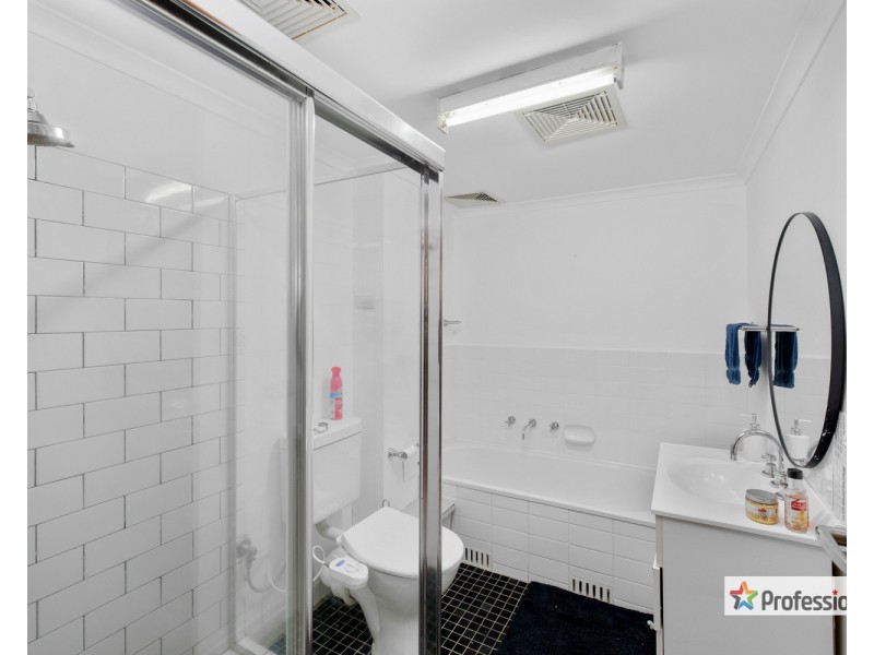 8/85 Cairds Avenue, Bankstown NSW 2200