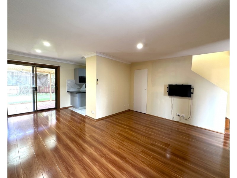 8/64 Chiswick Road, Greenacre NSW 2190
