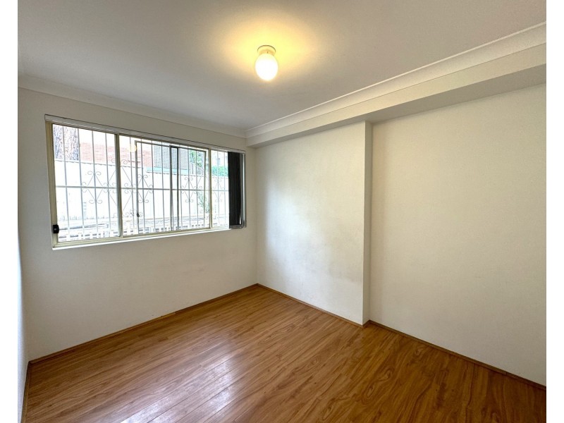 1/12-14 Dellwood Street, Bankstown NSW 2200