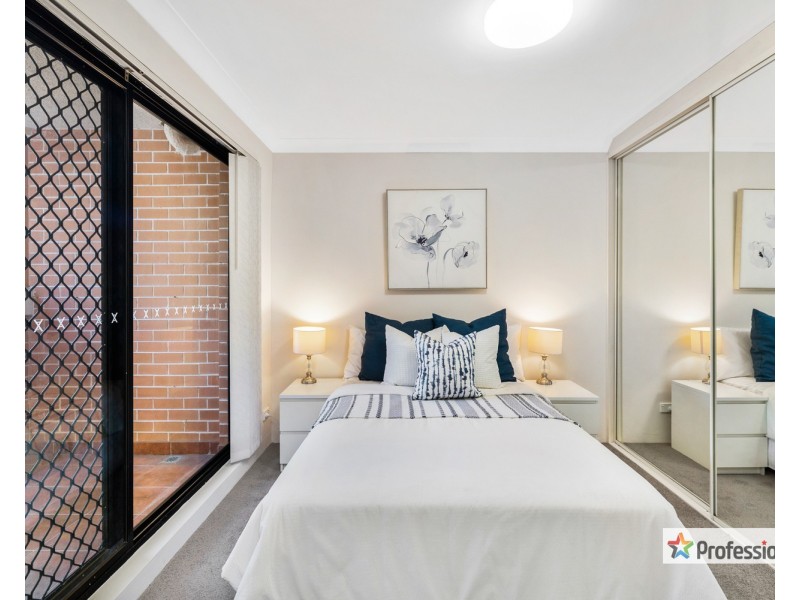 6/7 Cross Street, Bankstown NSW 2200