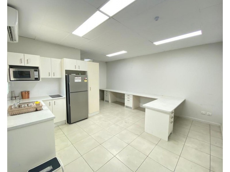 Shop 2/103 Cann Street, Bass Hill NSW 2197