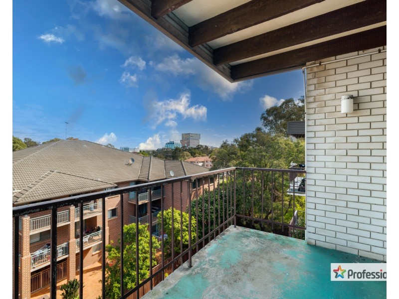 31/168 Greenacre Road, Bankstown NSW 2200