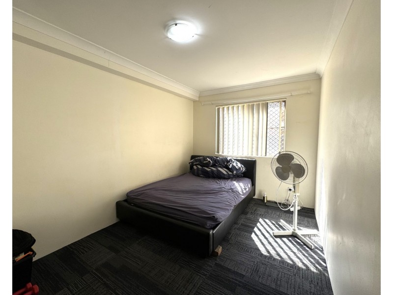 4/45 Reynolds Avenue, Bankstown NSW 2200