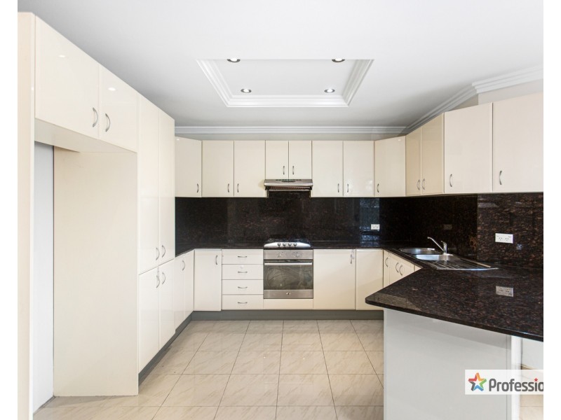 5 Price Lane, Bankstown NSW 2200