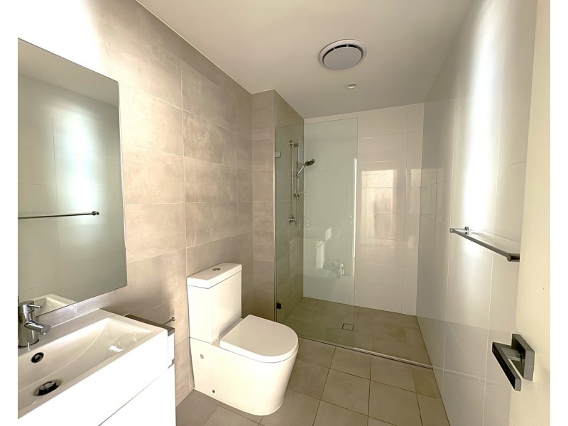 405/114 Northcote Road, Greenacre NSW 2190