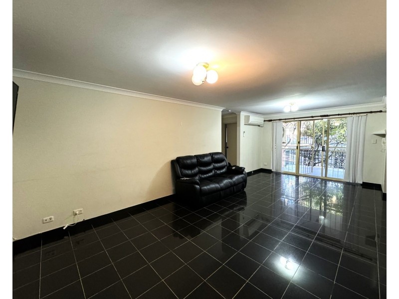2/113-115 Meredith Street, Bankstown NSW 2200