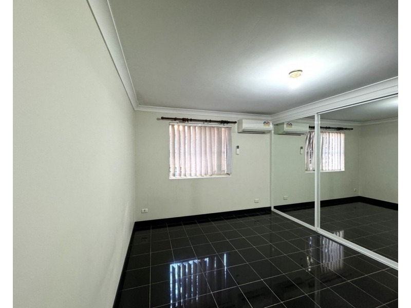 2/113-115 Meredith Street, Bankstown NSW 2200