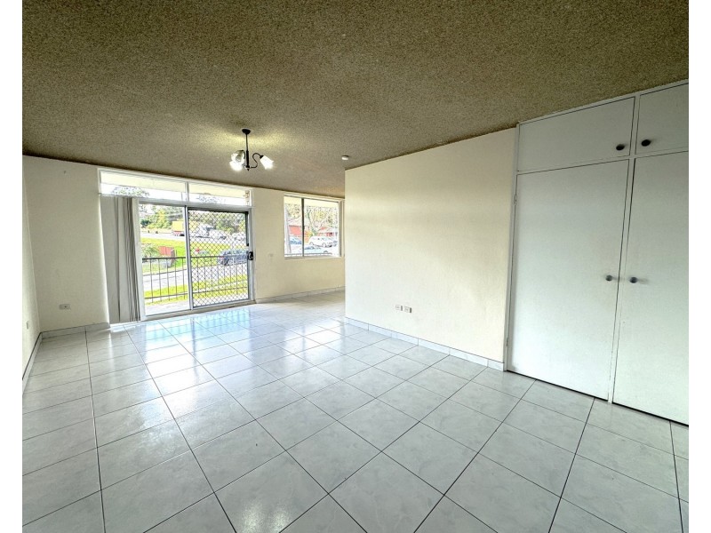 5/166 Greenacre Road, Bankstown NSW 2200