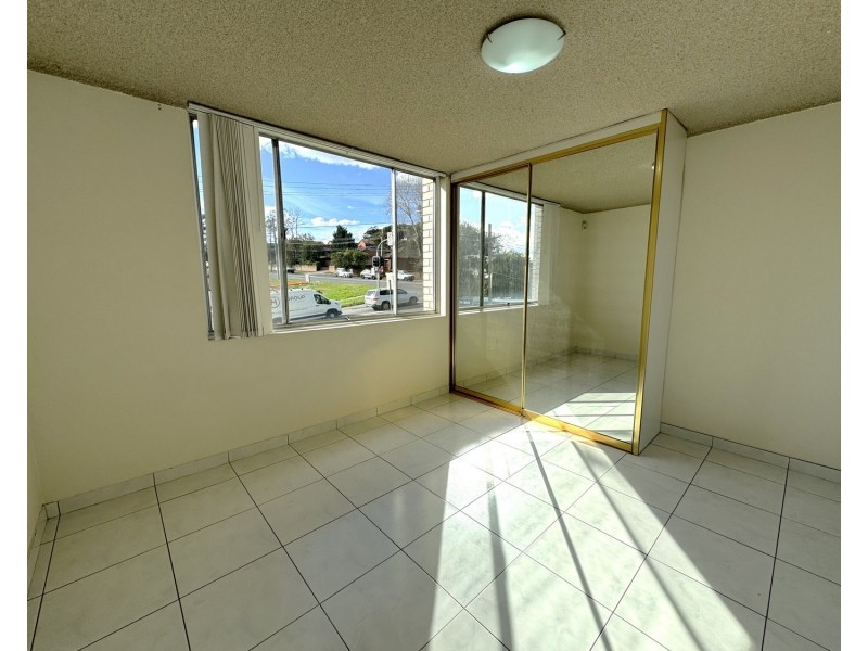 5/166 Greenacre Road, Bankstown NSW 2200