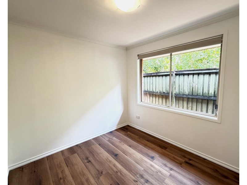5 Ron Scott Circuit, Greenacre NSW 2190