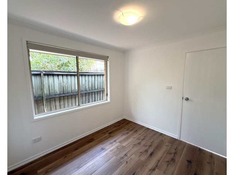 5 Ron Scott Circuit, Greenacre NSW 2190