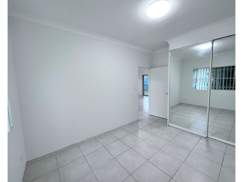 6/35 Hunter Street, Condell Park NSW 2200