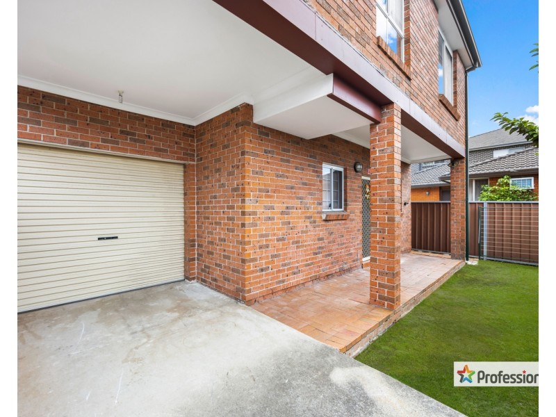 1/75 Queen Street, Revesby NSW 2212