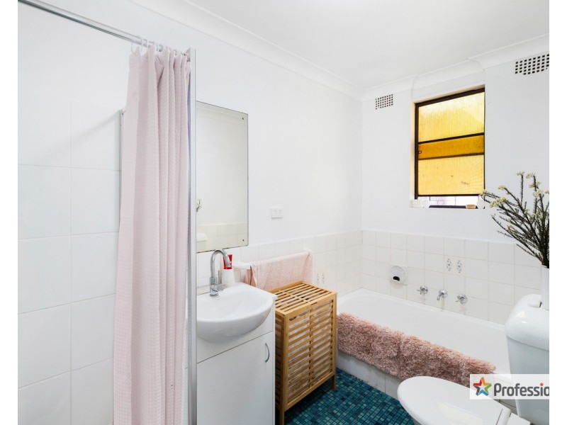 31/168 Greenacre Road, Bankstown NSW 2200