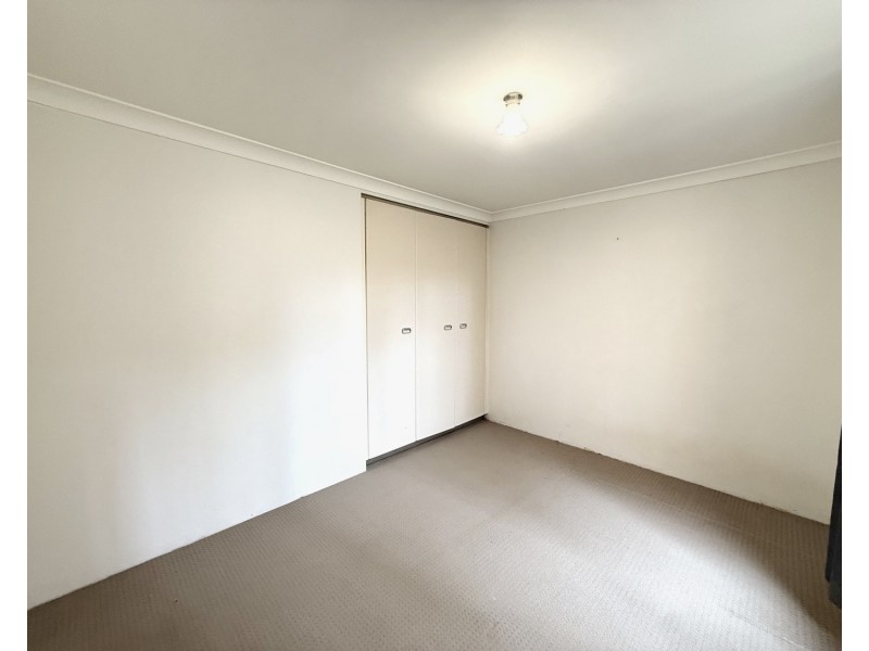 13/33-35 Sir Joseph Banks Street, Bankstown NSW 2200