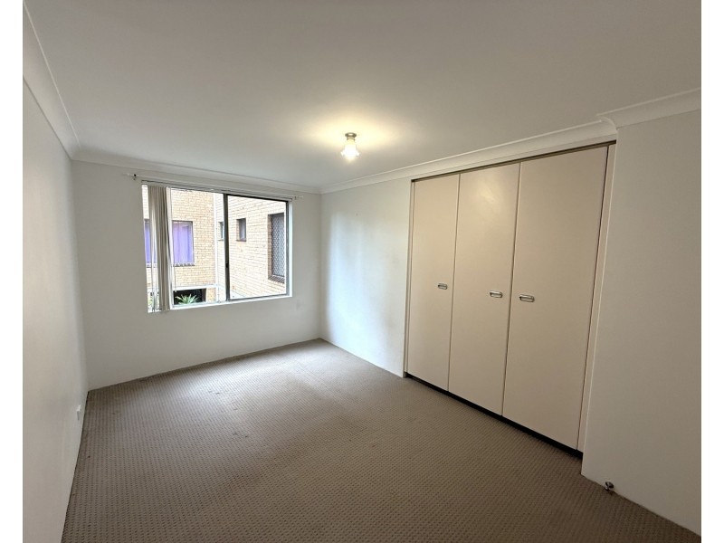 13/33-35 Sir Joseph Banks Street, Bankstown NSW 2200