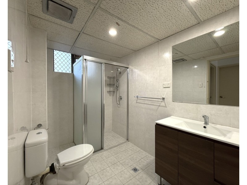 13/33-35 Sir Joseph Banks Street, Bankstown NSW 2200