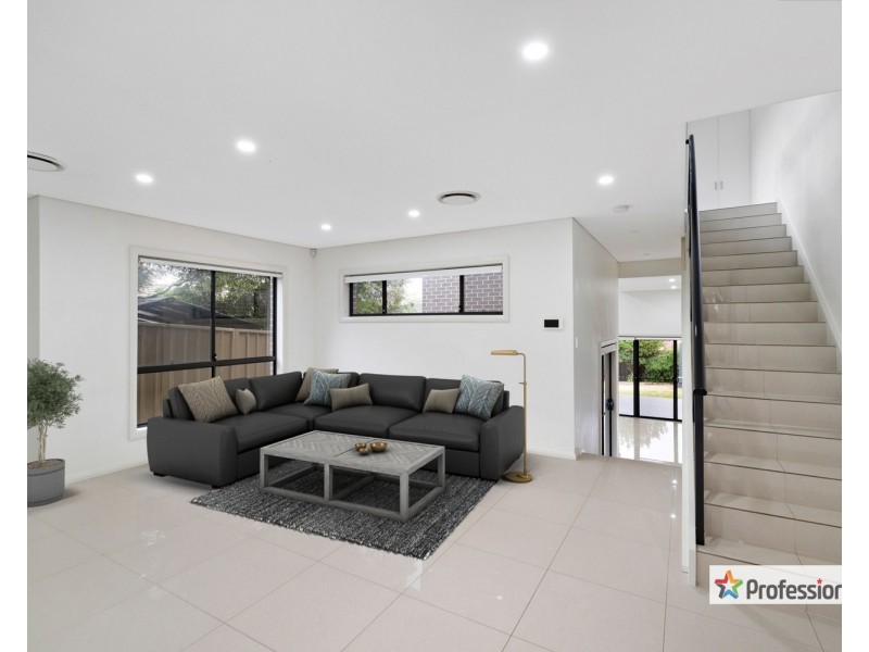 29 Sevenoaks Crescent, Bass Hill NSW 2197