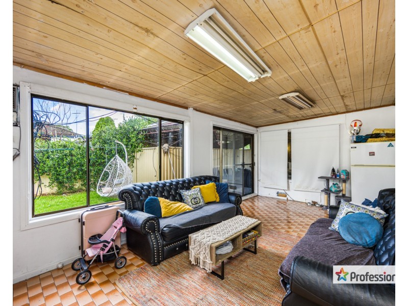 182 Chisholm Road, Auburn NSW 2144
