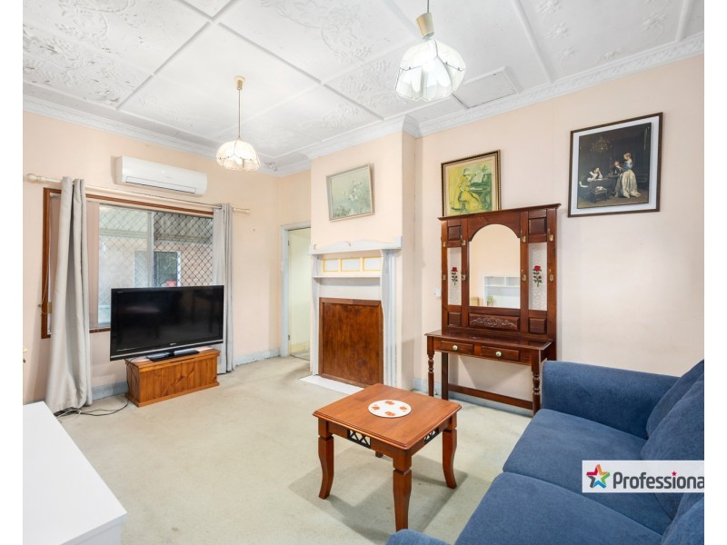 16 Market Street, Condell Park NSW 2200