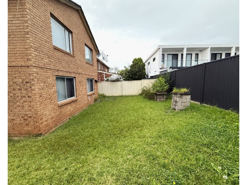 276A Roberts Road, Greenacre NSW 2190