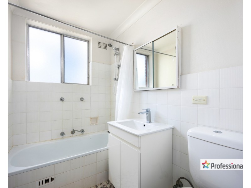 3/20A Edwin Street, Regents Park NSW 2143