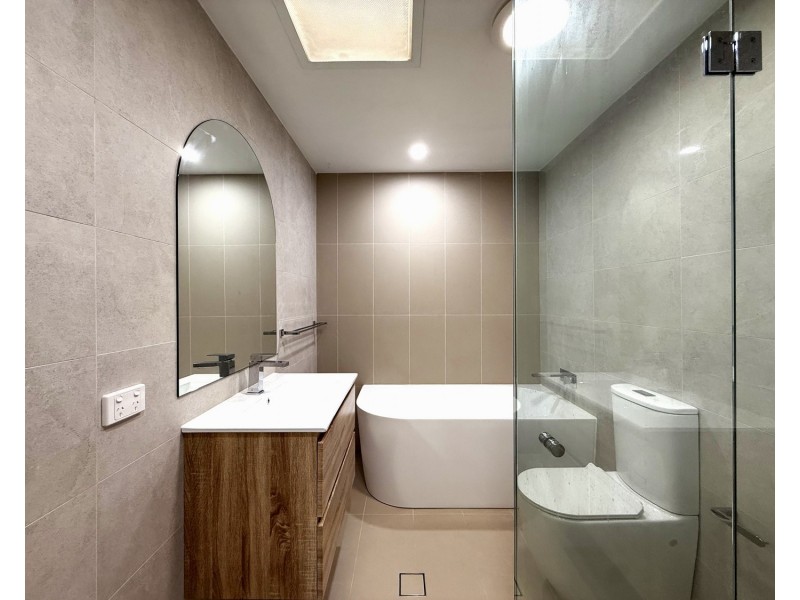 6/19 Balmoral Crescent, Georges Hall NSW 2198