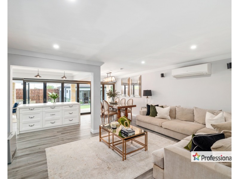 61 Ellesmere Street, Panania NSW 2213