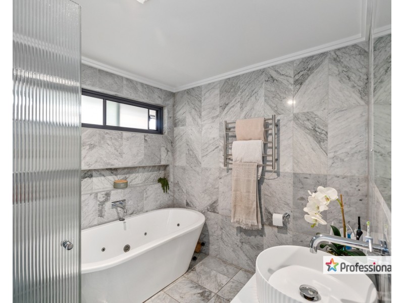 61 Ellesmere Street, Panania NSW 2213