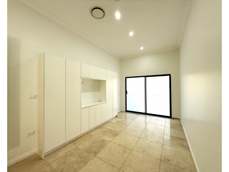 8B Doust Street, Chester Hill NSW 2162