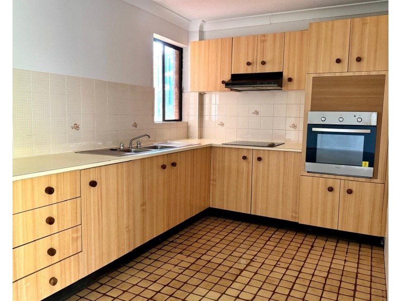 13/71-75 Meredith Street, Bankstown NSW 2200