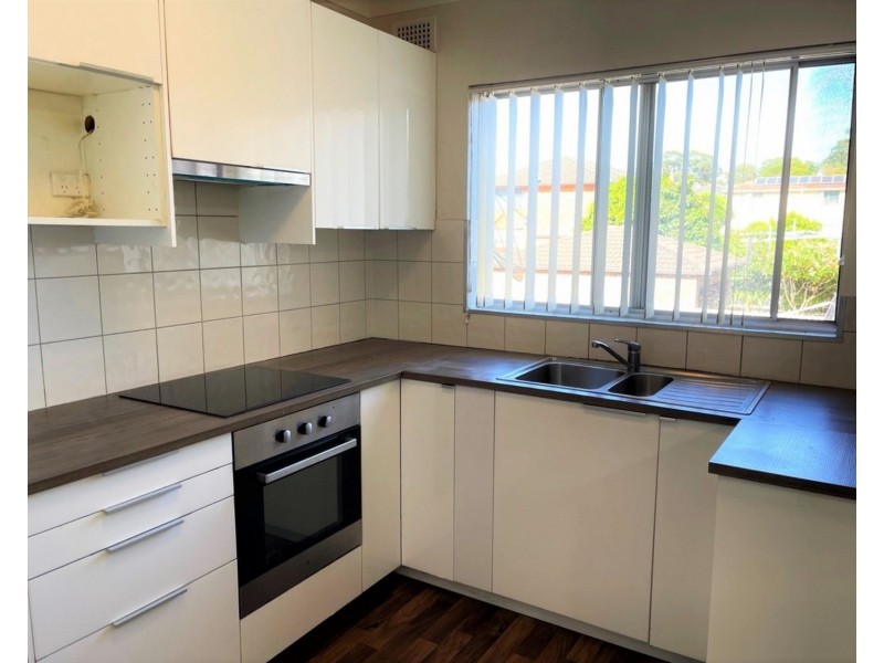 2/76 The Boulevard, Lakemba NSW 2195