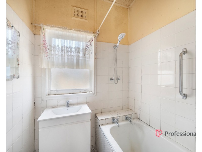 5 Lupin Avenue, Riverwood NSW 2210