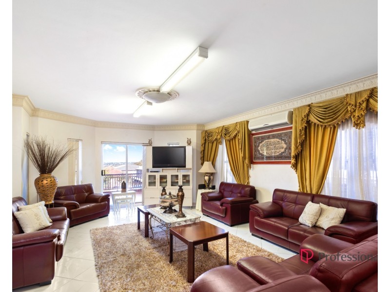 16 Simmat Avenue, Condell Park NSW 2200