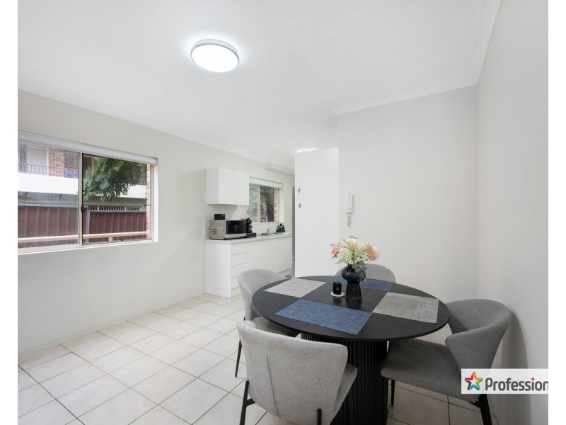17/75 Cairds Avenue, Bankstown NSW 2200