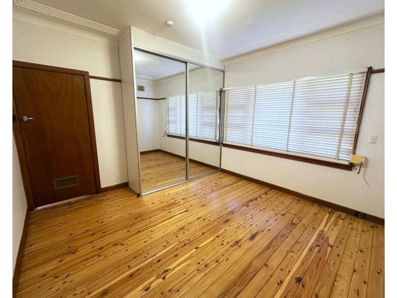 1  Mons Street, Condell Park NSW 2200